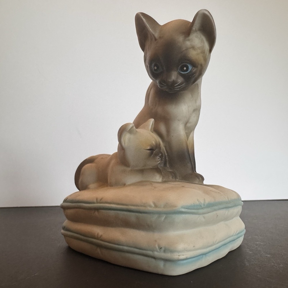 Vintage Mann Siamese Cat & Kitten Figurine Japan Hand Painted *READ